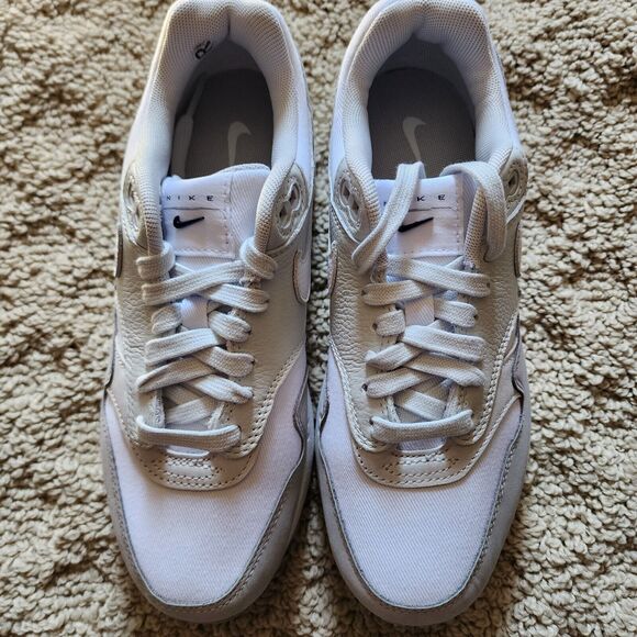 Wmns Nike Air Max 1 '87 LX Light Smoke Grey Brand New Sz 7 - Picture 4 of 8